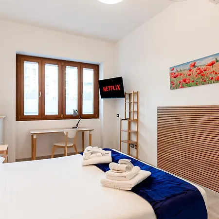 K-rooms - Station By Innstay Гостевой дом Милан